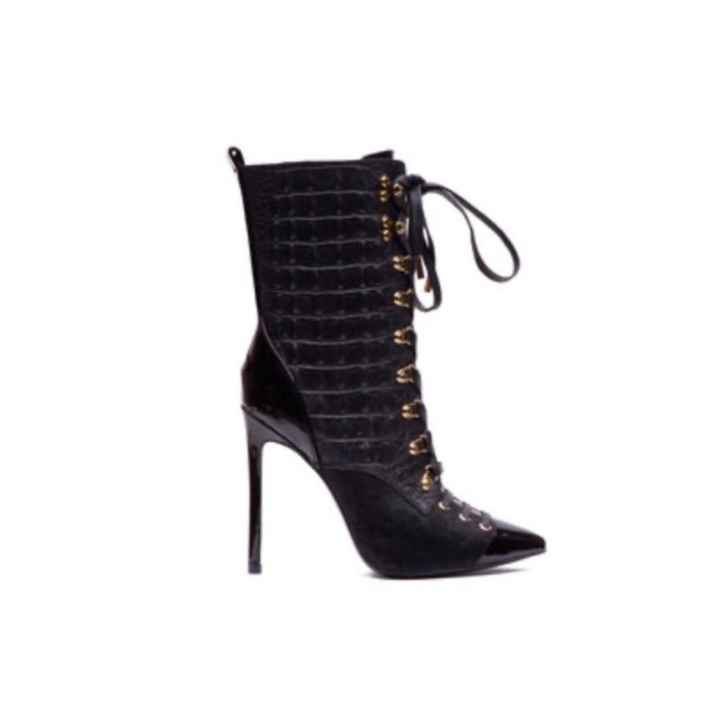 Black Finch Booties